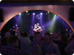 Farm Rock  Livin on a Prayer Live at Toby Keiths Minneapolis 1/23/15